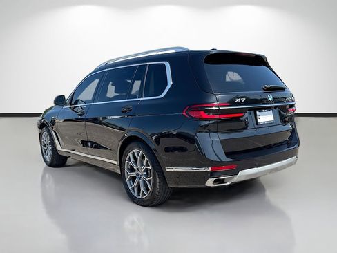 Used 2023 BMW X7 xDrive40i w/ Premium Package AWD/4WD image 5