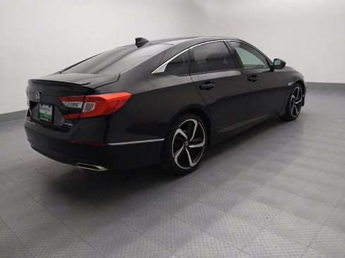 Used 2019 Honda Accord Sport image 10