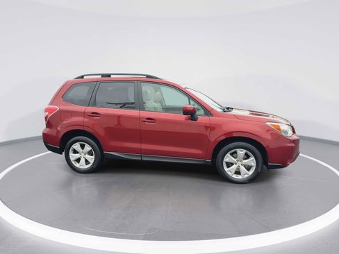 Used 2015 Subaru Forester 2.5i Premium w/ All-Weather Package image 9