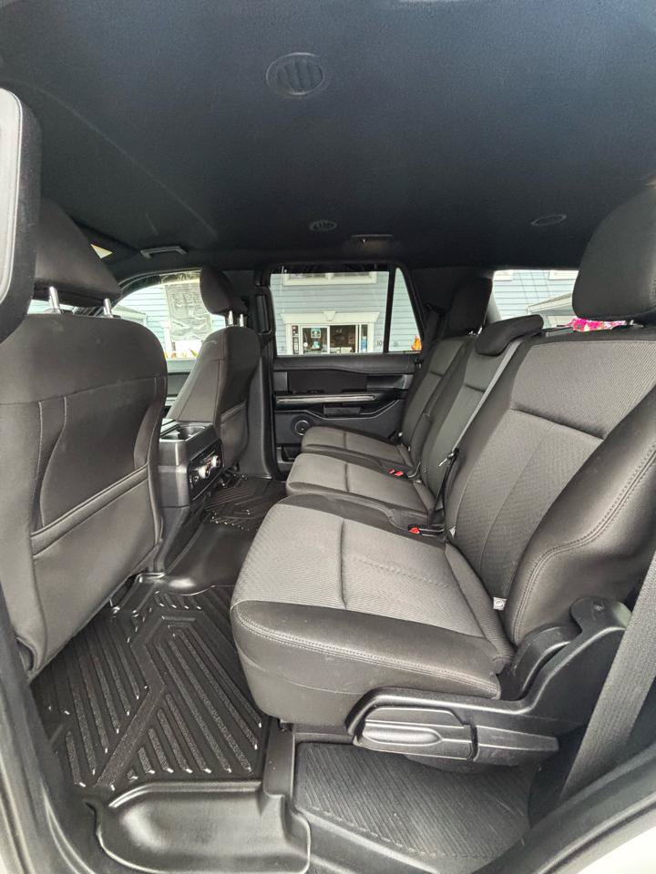 Used 2021 Ford Expedition XLT w/ FX4 Off-Road Package AWD/4WD image 21