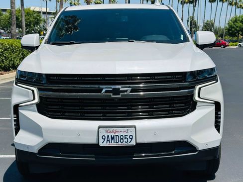 Used 2022 Chevrolet Suburban RST w/ Luxury Package AWD/4WD image 8