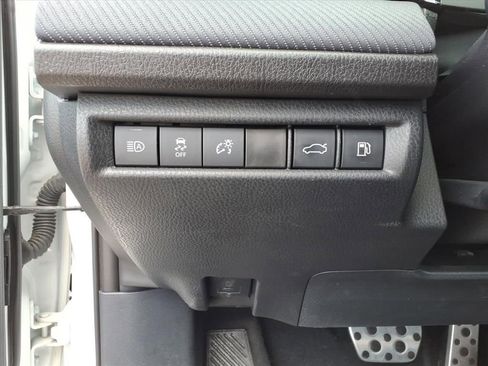 Certified 2025 Toyota Camry SE FWD image 20