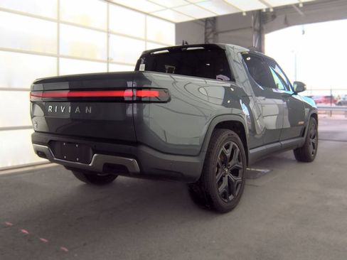 Used 2022 Rivian R1T Adventure AWD/4WD image 11