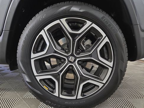 Used 2023 Rivian R1T Adventure AWD/4WD image 10