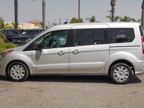 Used 2019 Ford Transit Connect XLT image 5