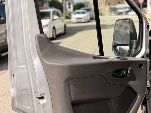 Used 2023 Ford Transit 350 XLT RWD image 11