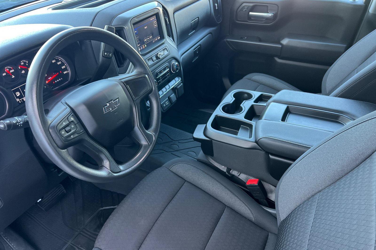 Used 2024 Chevrolet Silverado 1500 Custom Trail Boss AWD/4WD image 7