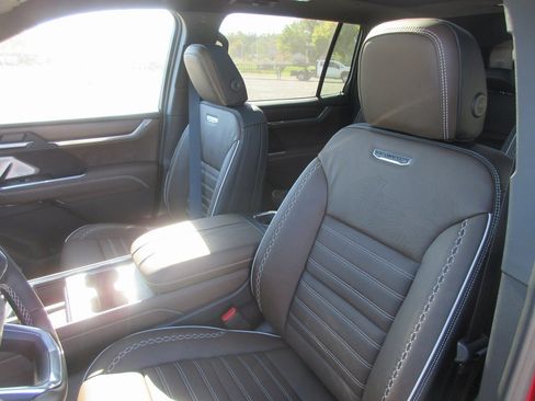 New 2026 GMC Acadia Denali Ultimate image 14