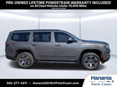 Used 2022 Jeep Wagoneer Series III w/ Flexible Seating Group AWD/4WD image 3