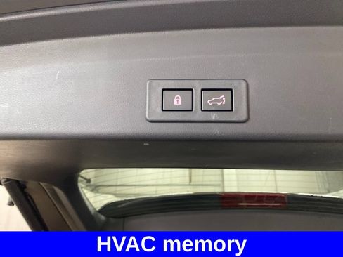 Certified 2023 Subaru Ascent Limited w/ Technology Package AWD/4WD image 18