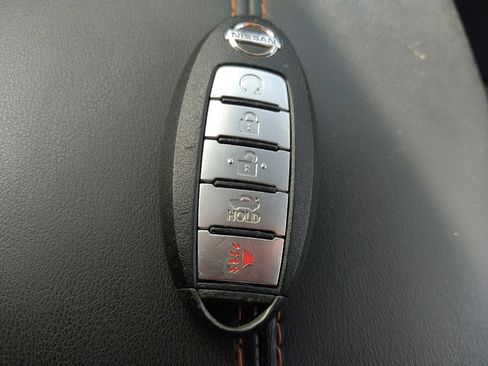 Used 2021 Nissan Sentra SR image 32