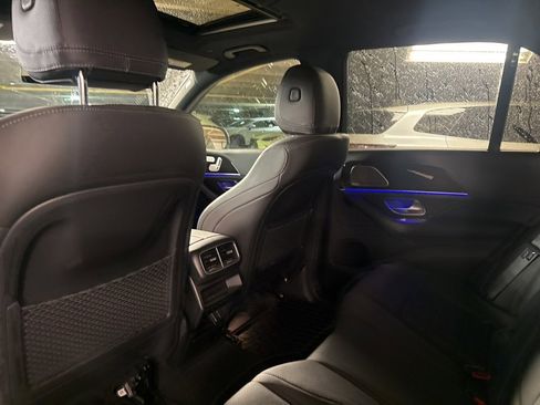 Used 2023 Mercedes-Benz GLE 350 4MATIC image 11