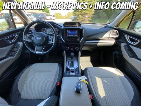 Used 2022 Subaru Forester Premium w/ Popular Package #1 AWD/4WD image 4