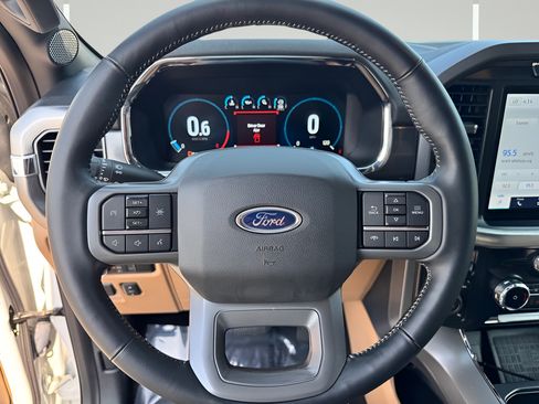 Used 2022 Ford F150 Lariat AWD/4WD image 22