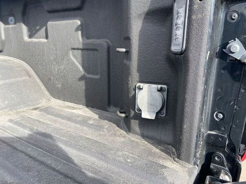 Used 2020 Chevrolet Silverado 3500 High Country image 9