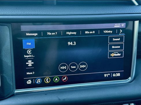 Used 2021 GMC Yukon XL Denali w/ Denali Premium Package RWD image 15
