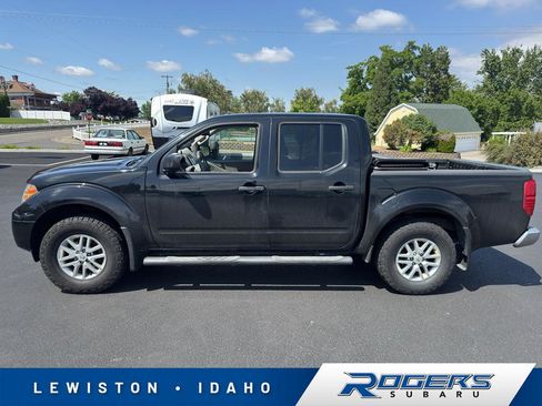 Used 2016 Nissan Frontier SV w/ SV Value Truck Package AWD/4WD image 1