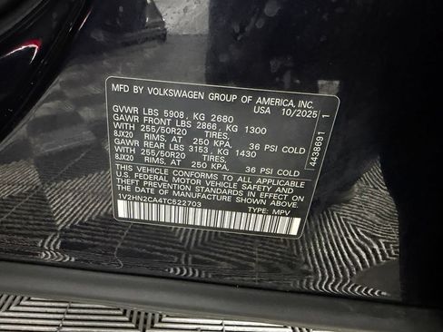 Used 2026 Volkswagen Atlas SE AWD/4WD image 38
