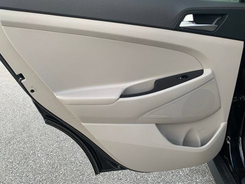Used 2020 Hyundai Tucson Value AWD/4WD image 20