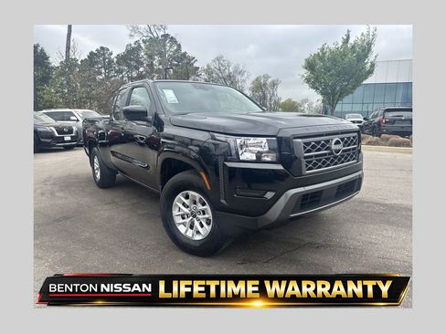 Certified 2024 Nissan Frontier SV w/ Technology Package image 1