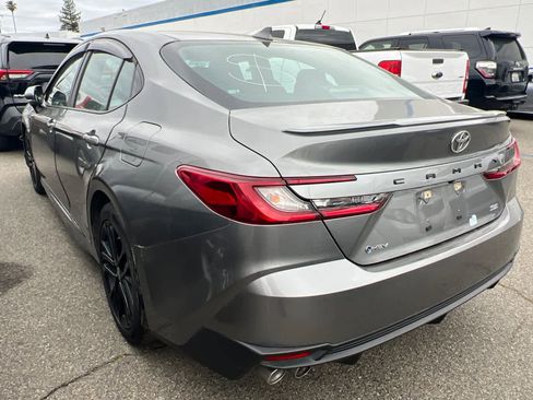 Used 2025 Toyota Camry SE FWD image 6