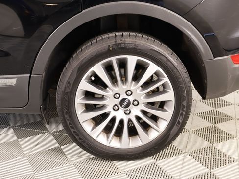 Used 2017 Lincoln MKC Reserve w/ Lincoln MKC Climate Package image 19