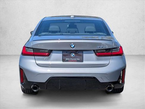 New 2026 BMW 330i Sedan w/ M Sport Package RWD image 7