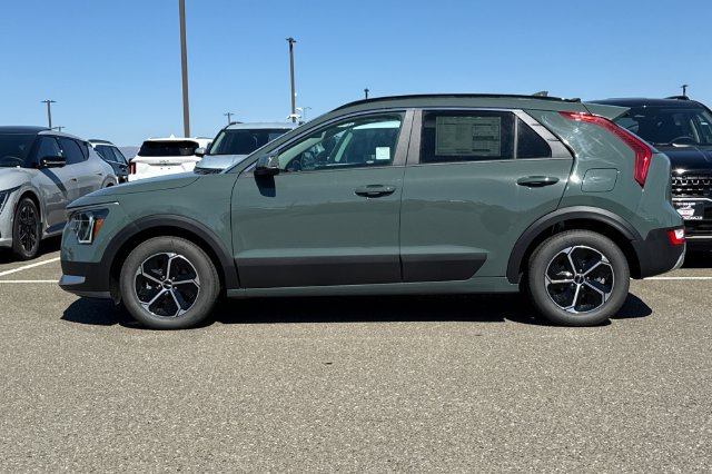 New 2026 Kia Niro EX FWD image 10