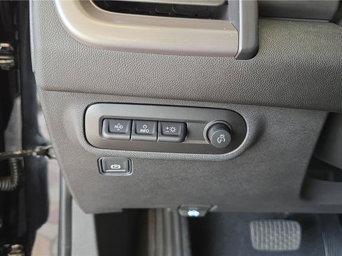 Used 2023 GMC Terrain AT4 w/ Infotainment Package II AWD/4WD image 26