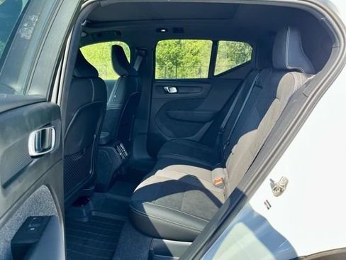 New 2026 Volvo XC40 B5 Ultra w/ Climate Package image 22