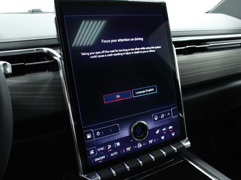 New 2025 GMC Sierra EV Denali image 23