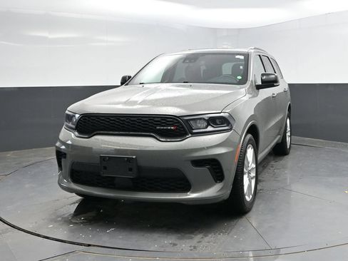 Used 2024 Dodge Durango GT AWD/4WD image 3