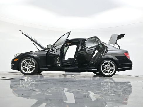 Used 2013 Mercedes-Benz C 300 4MATIC Sedan image 57