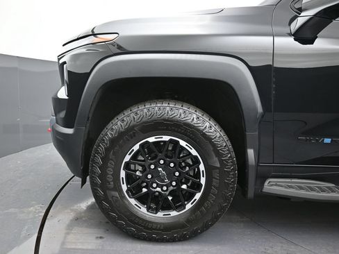 Used 2026 Chevrolet Silverado EV Trail Boss w/ Plus Package AWD/4WD image 10