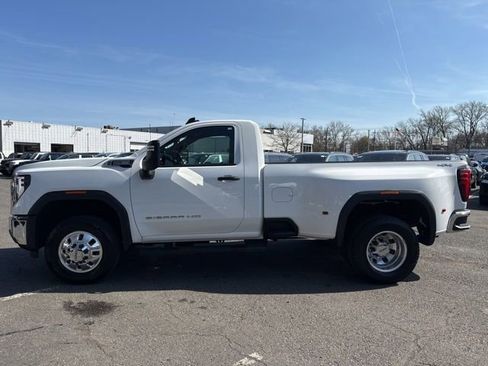 Used 2025 GMC Sierra 3500 Pro w/ 1SA Pro Safety Plus Package AWD/4WD image 22