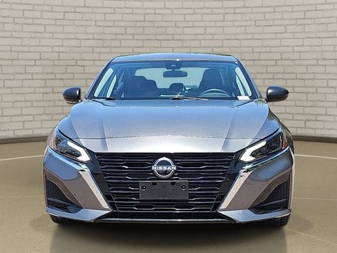 Certified 2025 Nissan Altima 2.5 S FWD image 2