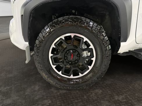 Used 2026 Toyota Tacoma TRD Off-Road AWD/4WD image 21