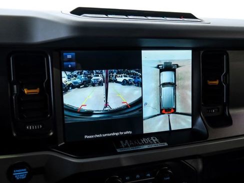 Used 2021 Ford Bronco Badlands image 65