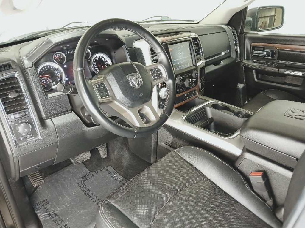Used 2016 RAM 1500 Laramie w/ Convenience Group AWD/4WD image 14