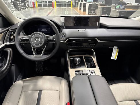 New 2026 MAZDA CX-90 Plug-In Hybrid w/ Preferred image 6