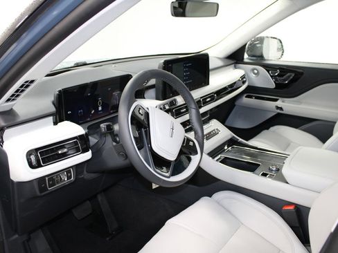 New 2026 Lincoln Aviator Reserve image 23
