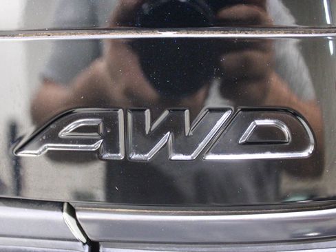 Used 2005 Subaru Baja Turbo image 23