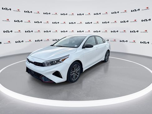 Certified 2023 Kia Forte GT-Line w/ GT-Line Technology Package FWD image 4