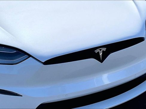 Used 2022 Tesla Model X AWD/4WD image 27