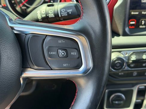 Used 2018 Jeep Wrangler Unlimited Rubicon image 14