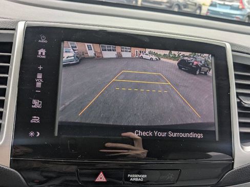Used 2018 Honda Pilot EX image 32