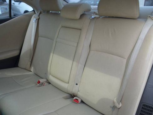 Used 2012 Lexus HS 250h image 23