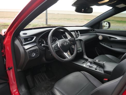 Used 2023 INFINITI QX55 Essential image 18