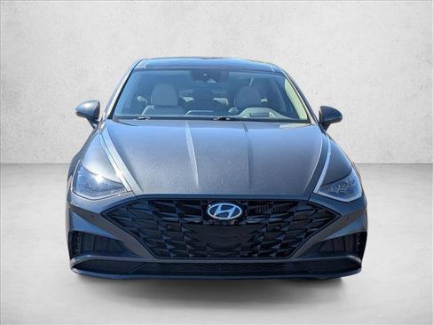 Used 2021 Hyundai Sonata Limited FWD image 2