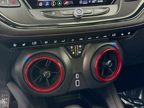 Used 2021 Chevrolet Blazer RS w/ Enhanced Convenience Package AWD/4WD image 16